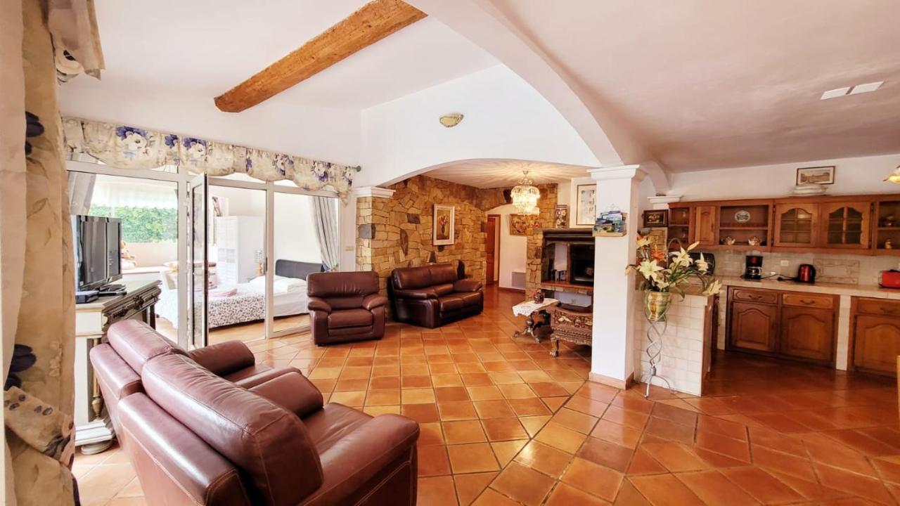 Villa Provencale A Sainte Maxime, Golf De Saint Tropez ภายนอก รูปภาพ